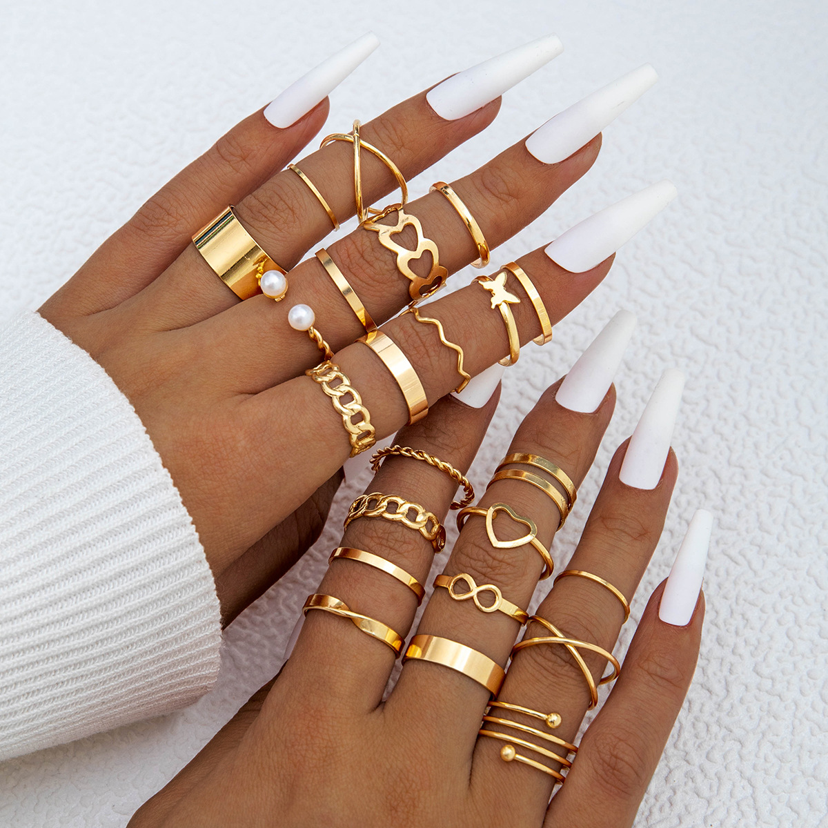 Minimalist Ring Stackable - Ring-Set mit Schmetterlingsfigur, 8 Ringe, 14/23