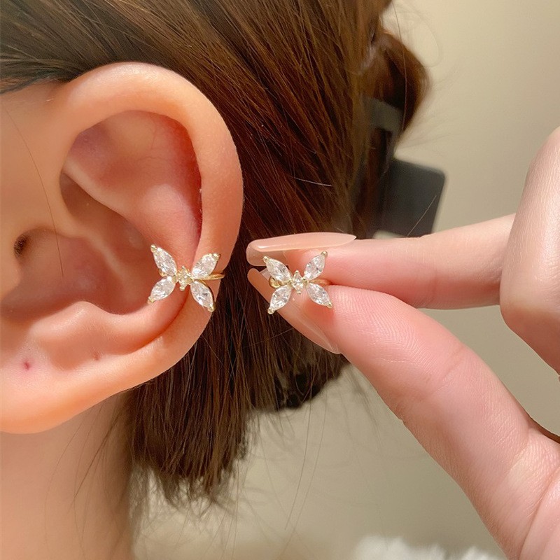Koreanische Kristall-Ohrclips  – Ear Cuff No Piercing Bewertung und Preis