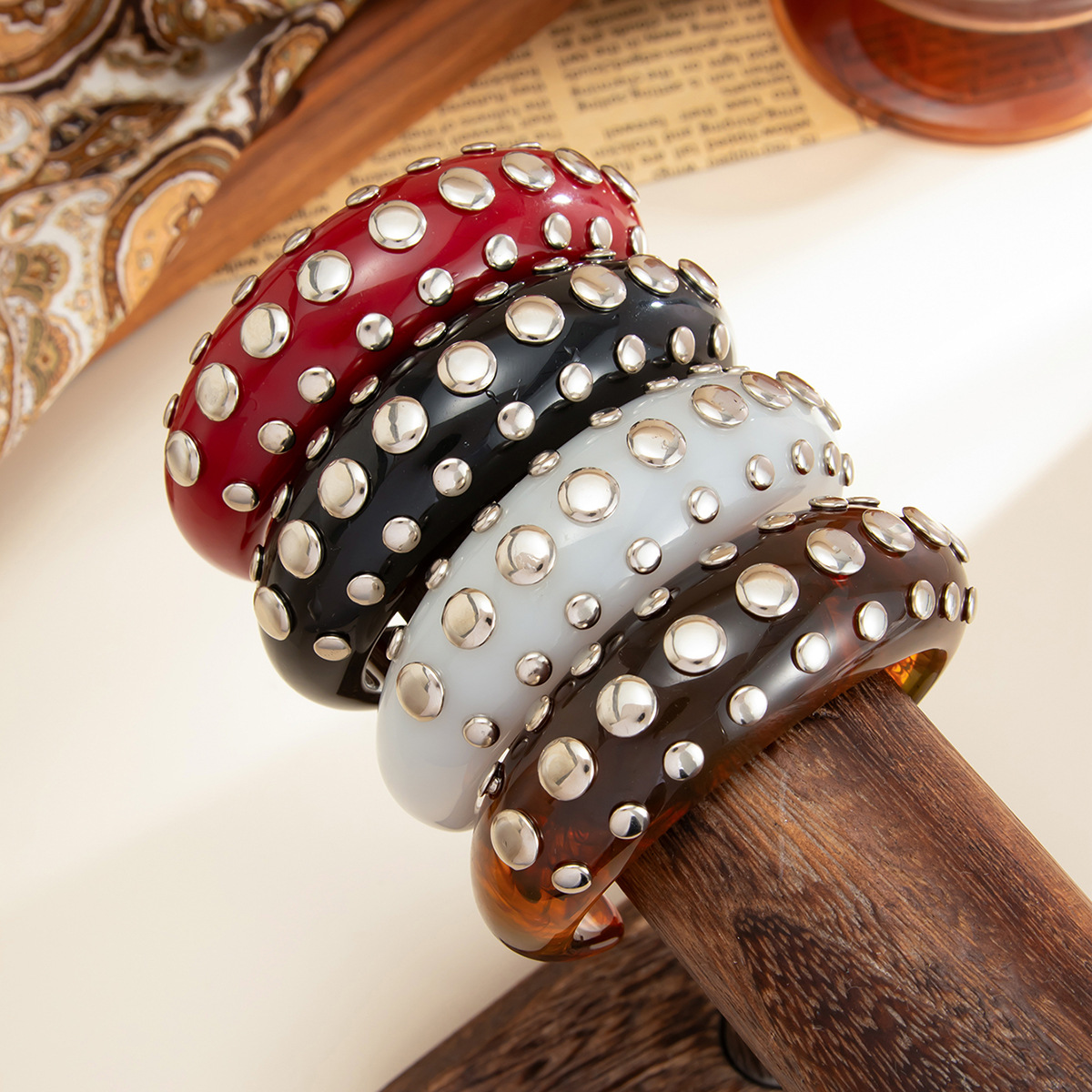 Übertreibung Nieten Acrylharz  – Minimalist Ring Stackable Bewertung und Preis